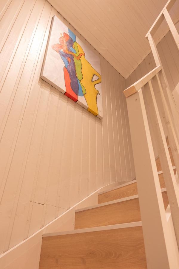 Urban And Stylish Apartment In City Centre Tromsø Exteriör bild